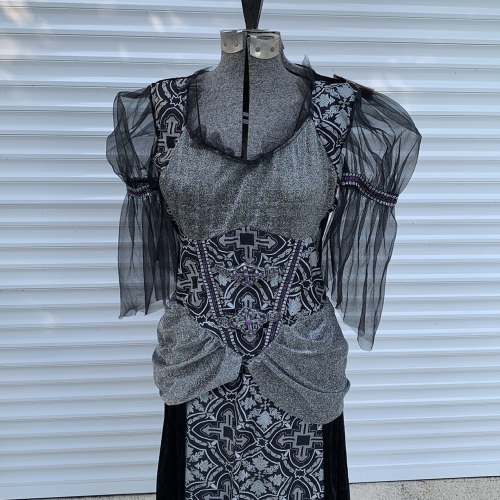 Evil Princess Gorgeous Sorcerer Fancy Witch - Picture 8 of 16